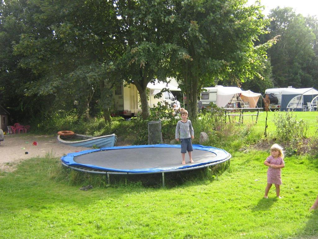 Hjemstavnsgardens Camping & Cottages Glamsbjerg المظهر الخارجي الصورة