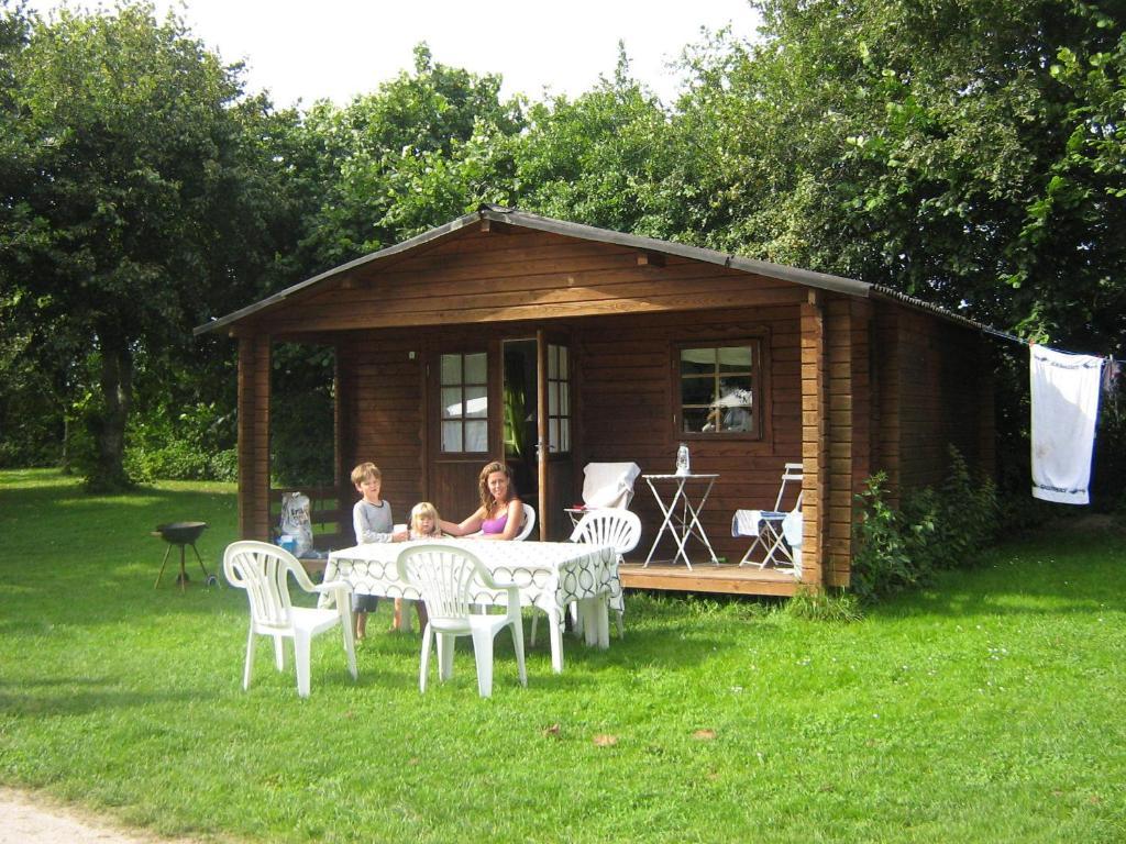 Hjemstavnsgardens Camping & Cottages Glamsbjerg الغرفة الصورة
